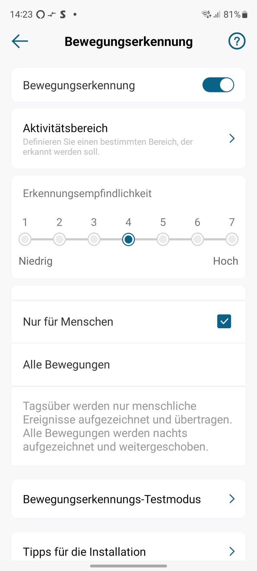 Eufy Solocam S220: Die Erkennung von Gesichtern, Fahrzeugen und Haustieren funktioniert nur, wenn die Solocam S220 an die Homebase 3 gekoppelt ist. Ist sie mit einem WLAN-Router verbunden, kann sie nur zwischen Personen und anderer sich bewegender Objekte differenzieren.