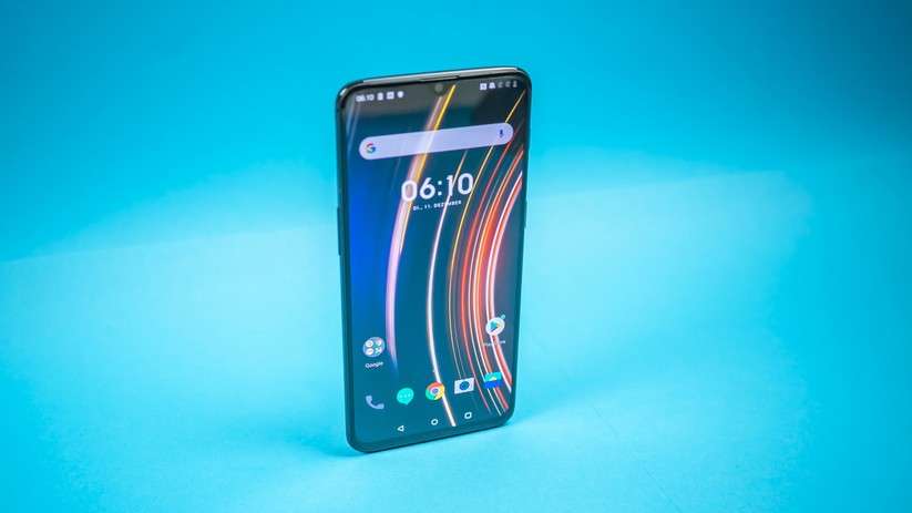 Das Display hat 6,41 Zoll in der Diagonale