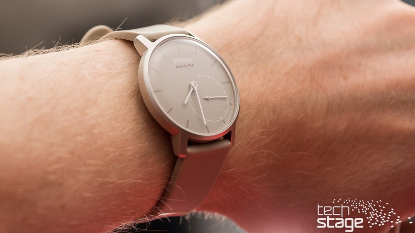 Die Withings Activité Pop hat dank des schlanken Gehäuses einen hohen Tragekomfort. Der Durchmesser der Uhr beträgt gut 36 Millimeter.