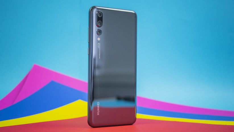 Die Rückseite des Huawei P20 Pro ist aus Glas.