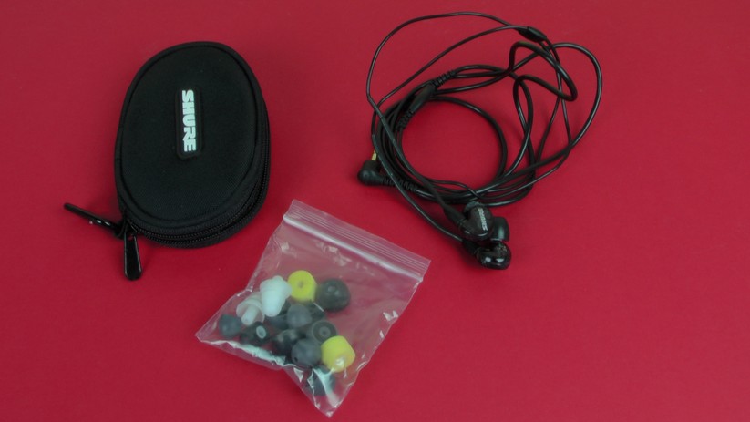 Für den bestmöglichen Tragekomfort gibt es Ohreinsätze in verschiedenen Größen und Materialien.