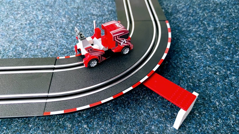 Carrera GO!!! Build 'n Race