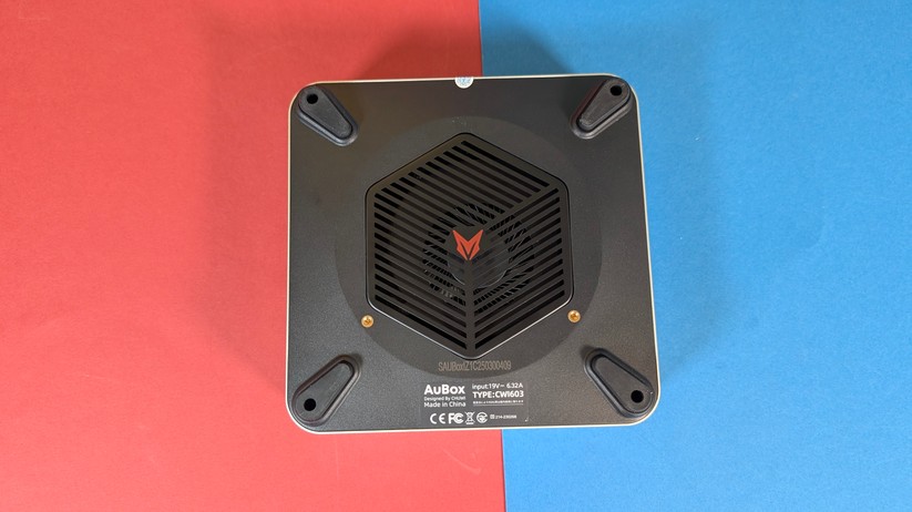 Chuwi Aubox 8745HS – Bilderstrecke