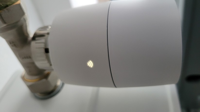  Smartes Heizkörperthermostat mit Hub