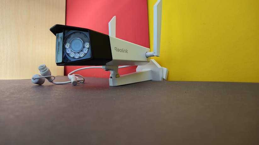Reolink Duo 3 WiFi: 16 MP, 180°-Sichtfeld, Dualband Wi-Fi 6 und Bewegungsspur 