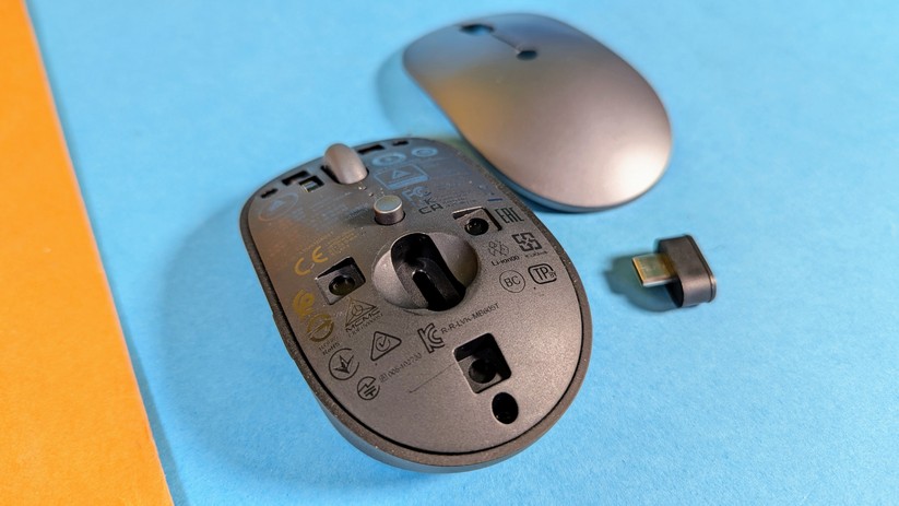 Mäuse, bei denen der Dongle verstaubar ist, sind ideal, wenn die Maus samt Besitzer häufig den Arbeitsplatz wechselt.