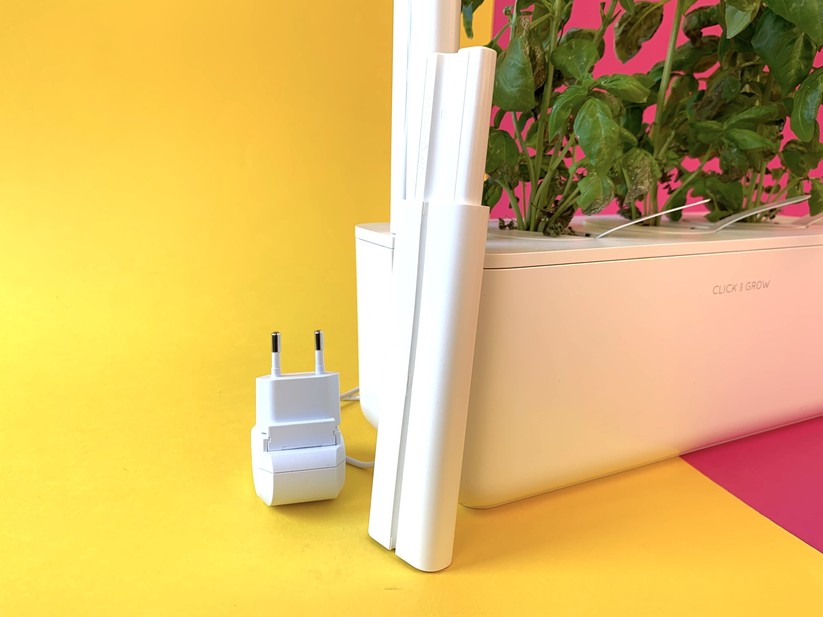Zwei Verlängerungsstäbe liegen dem Click&Grow 3 bei