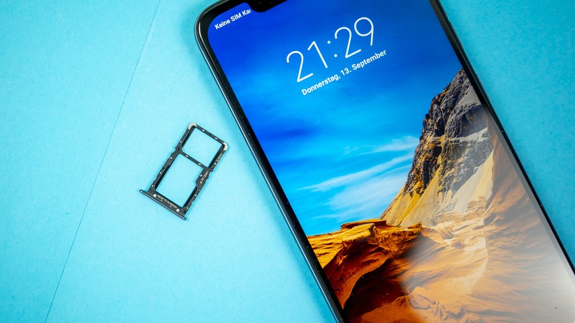 SIM- und Speicherkartenhalter des Pocophone F1.