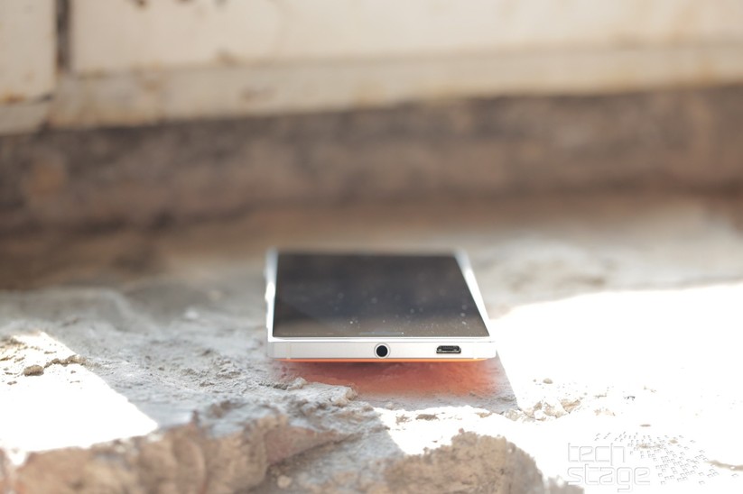 Lumia 830