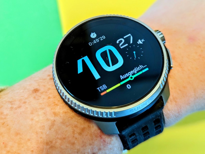 Sportuhr Suunto Race