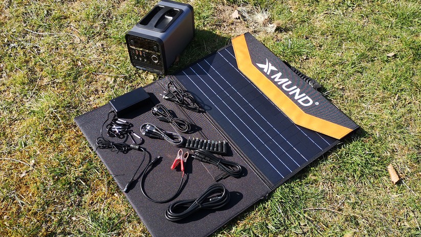 Zusammen mit einem Solarpanel ermöglichen Powerstations eine autarke Stromversorgung.