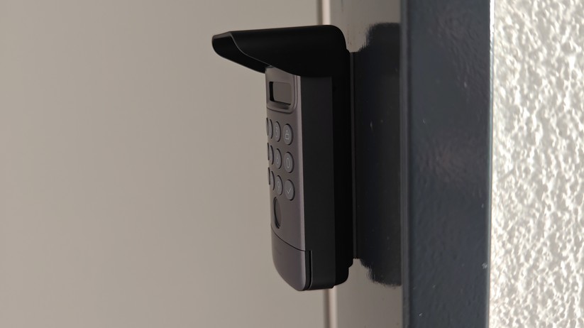 Switchbot Lock Ultra Vision Pro: Entsperren mit Gesicht, Hand, Fingerabdruck, NFC-Card, Code und App