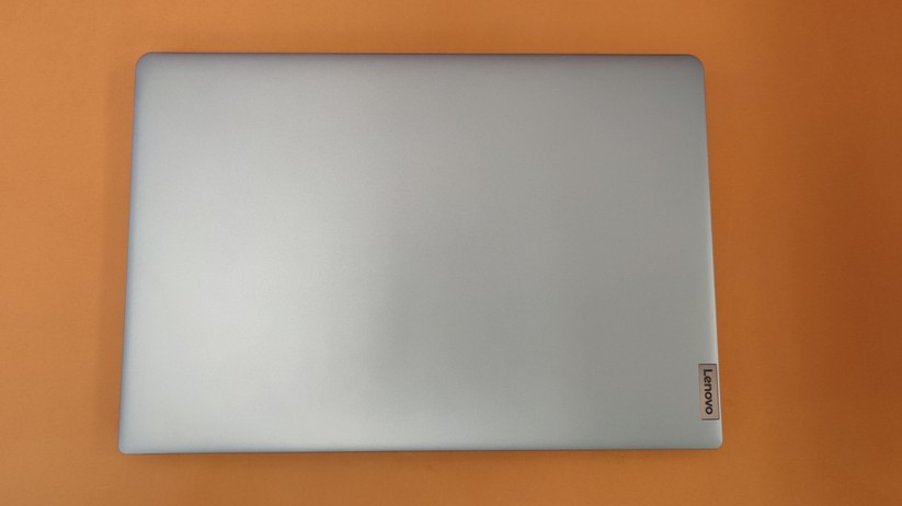Lenovo IdeaPad 3 17ALC6
