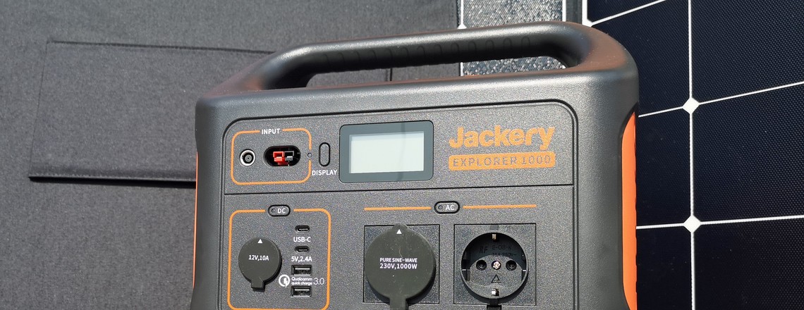 Jackery_Explorer_SolarSaga