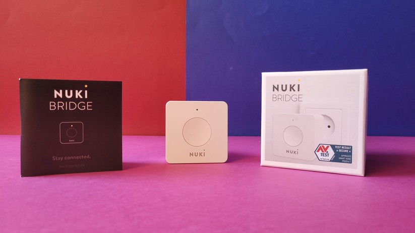 Nuki Smart Lock 3.0: Mit der Nuki Bridge lässt sich das smarte Türschloss aus der Ferne nutzen und in andere Smart-Home-Lösungen wie Homey Pro integrieren.