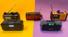 Notfall-Radios mit Licht, Solar & Kurbel
