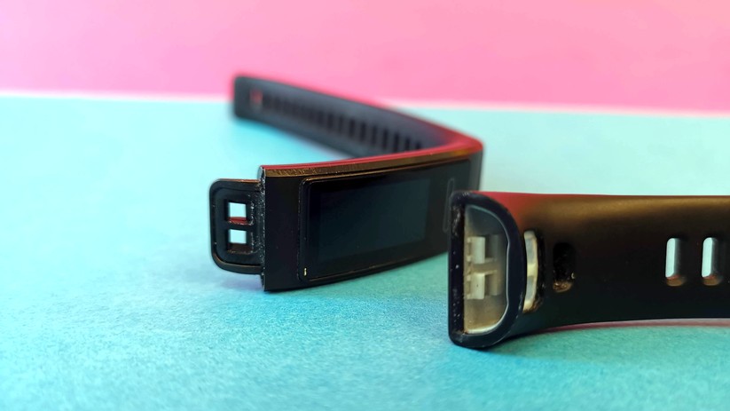 Der neue Verschluss des Fitness-Trackers. Leider gibt es zum Testzeitpunkt noch keine alternativen Armbänder. 