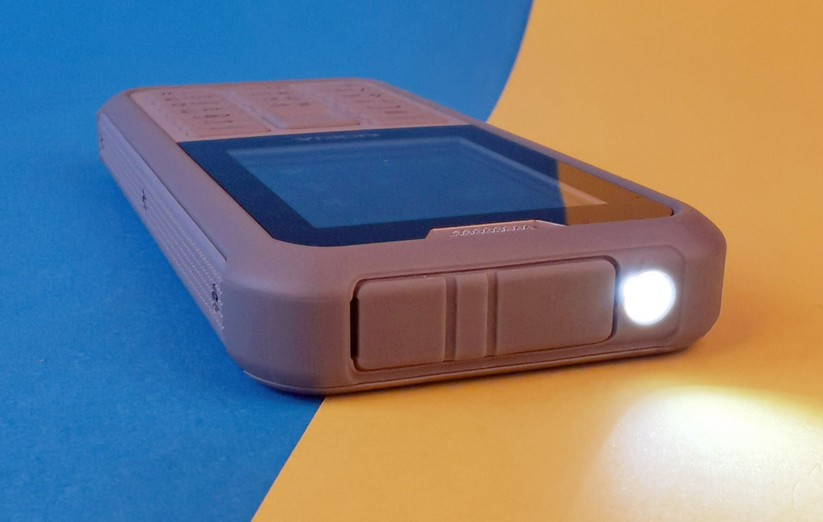 Flaue Funzel trotz ordentlicher Größe: Die Taschenlampen-LED