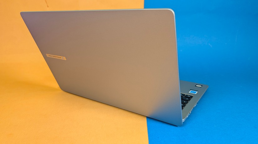 Asus Expert Book PM1 – Bilderstrecke