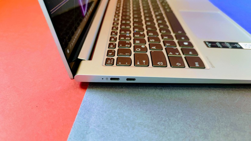 Lenovo Yoga Slim 7 Pro