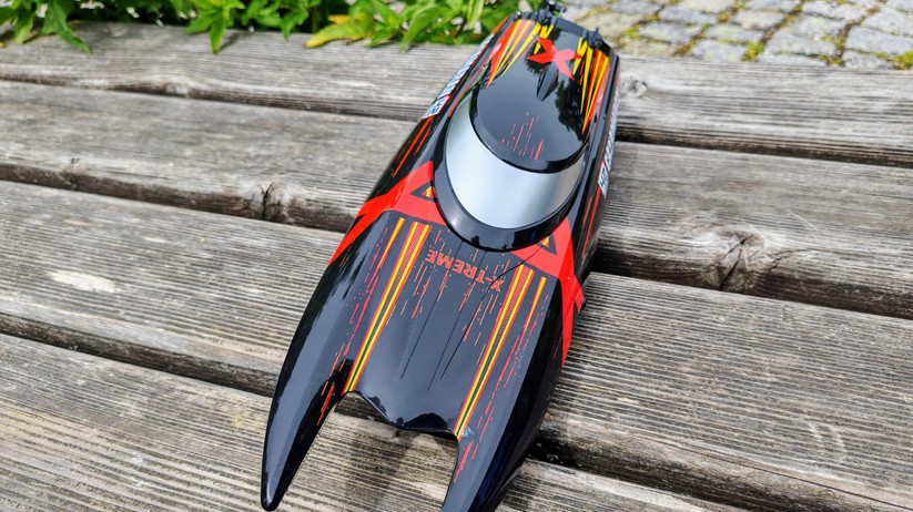 Revell Control X-treme Boat Catamaran