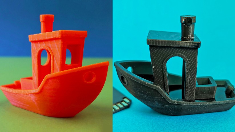 Links ein Druck aus Filament mit einer Schichtdicke von 0,2 mm. Rechts der DLP-Druck mit einer Schichtstärke von 0,05 mm.