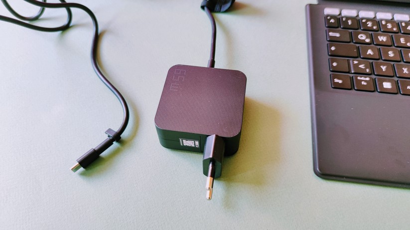 ASUS Vivobook 13 Slate OLED