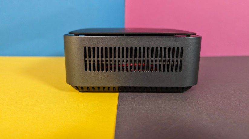 Mini-PC CSL Narrow Box: Gehäuse Seite