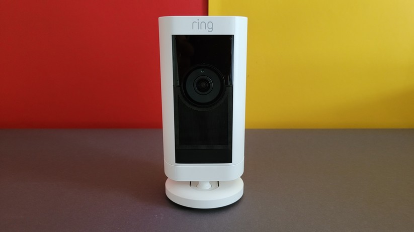 Ring Stick Up Cam Pro Akku: Tolle Kamera mit einfach zu bedienender Software. Leider nur mit kostenpflichtigem Cloud-Abo sinnvoll einsetzbar.