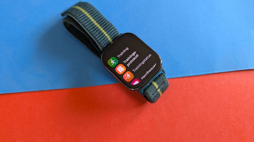 Moto Watch Fit