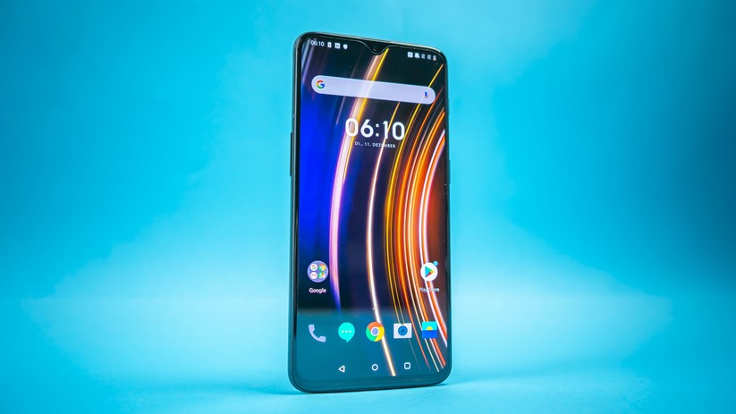 Die Oberfläche wurde von Oneplus und Mclaren farblich angepasst
