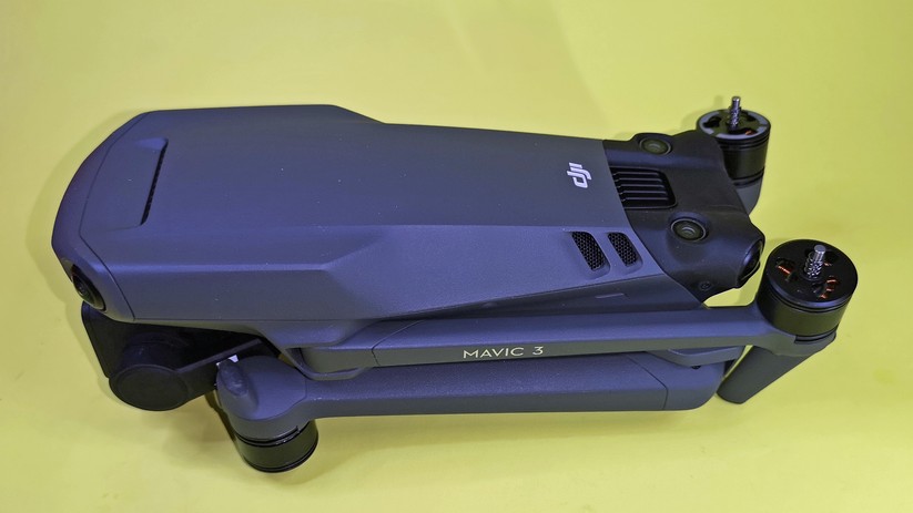DJI Mavic 3