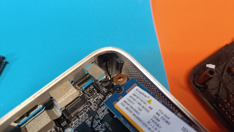 Minisforum AI X1 470 – Bilderstrecke