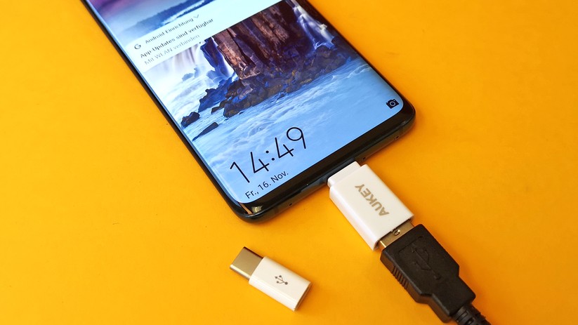 Wer altes Zubehör benutzen möchte, braucht passende USB-C-Adapter.
