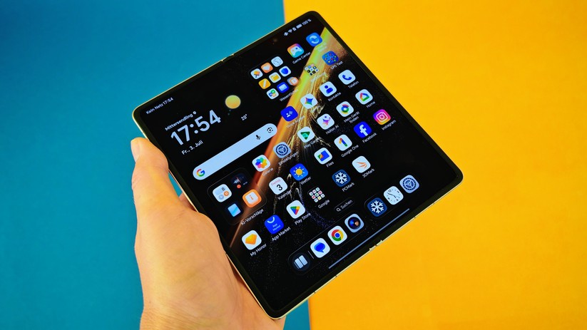 Honor Magic V6