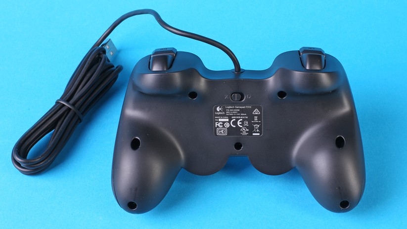 Der Schiebeschalter zur Auswahl des Eingabemodi ist auf der Unterseite verbaut.