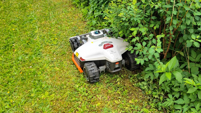 Mammotion Luba 3 AWD 3000: LiDAR, RTK und KI-Kameras, 40 cm Schnittbreite und 12-Ah-Akku