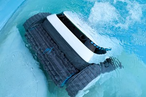 AGT PRR-120 im Test: Günstiger Poolroboter – einfach zu bedienen