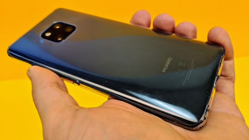 Unter 5 Euro! Kaum ein anderer Hersteller bietet seine offiziellen Hüllen derart günstig an wie Huawei.