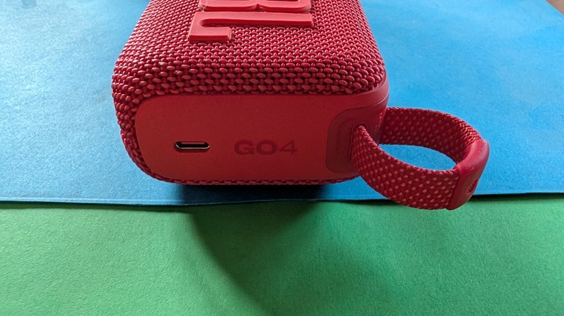 JBL Go 4