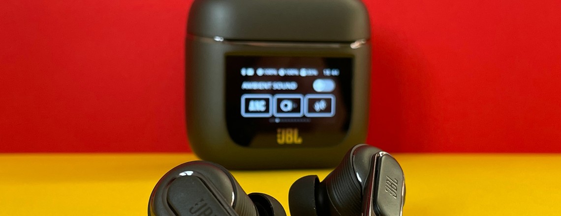 JBL Tour Pro 2