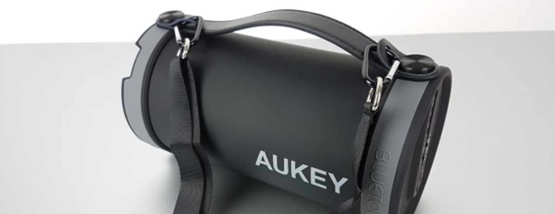 Aukey SK-M18: „fetter“ Outdoor-Bluetooth-Lautsprecher im Test