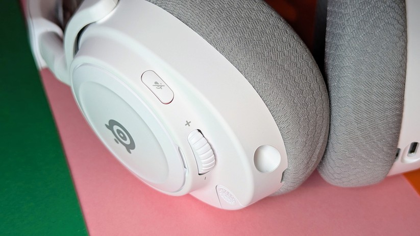 Steelseries Arctis Nova 7 Wireless Gen 2 - Bilder 