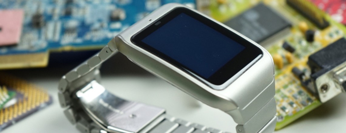 Test: Sony SmartWatch 3 Steel Edition – die Uhr mit Stil