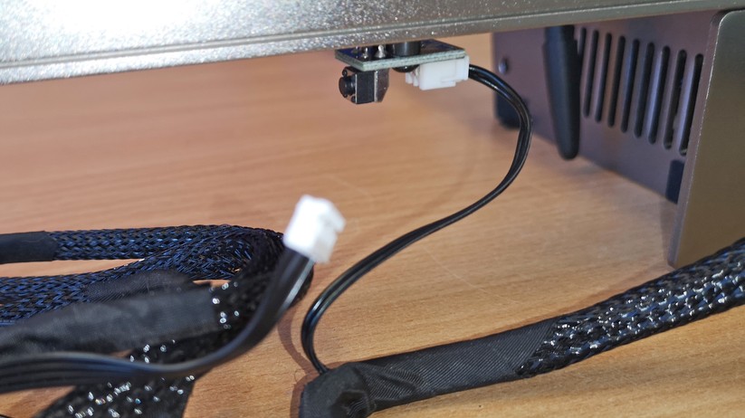 Jetzt beginnt die Verkabelung des Kabelbaums aus dem Mainboard. Los geht es mit dem Y-Endstopp.