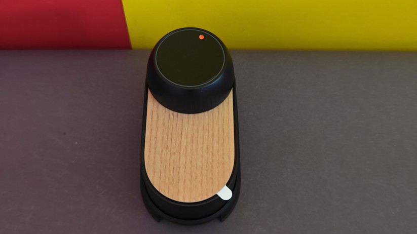 Switchbot Lock Ultra mit Keypad Vision: Tür aufsperren per Gesicht, Fingerabdruck oder PIN-Code