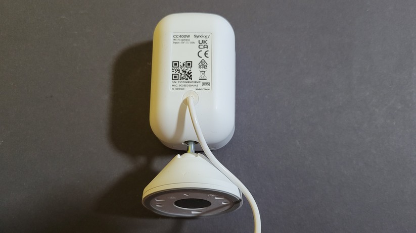 Synology CC400W: Überwachungskamera mit KI für innen