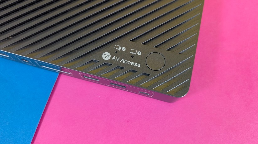 AV Access iDock B10 – Bilderstrecke