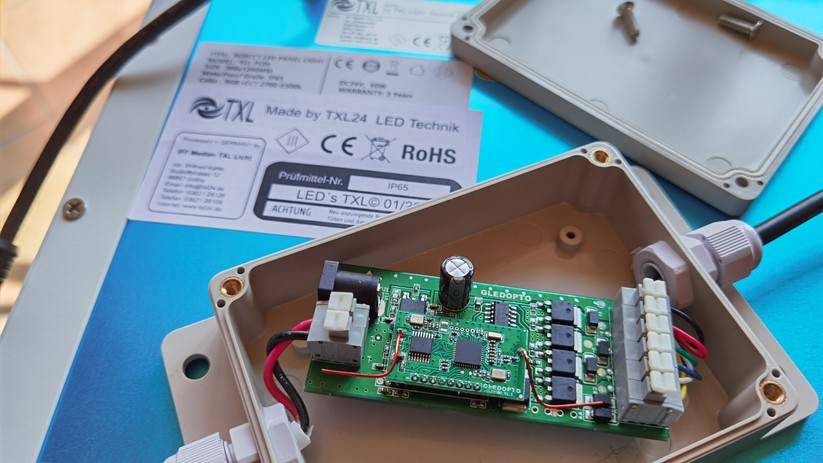 Zigbee-Controller in Feuchtraum-Schutzbox