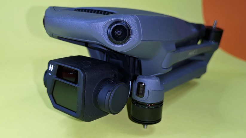 DJI Mavic 3